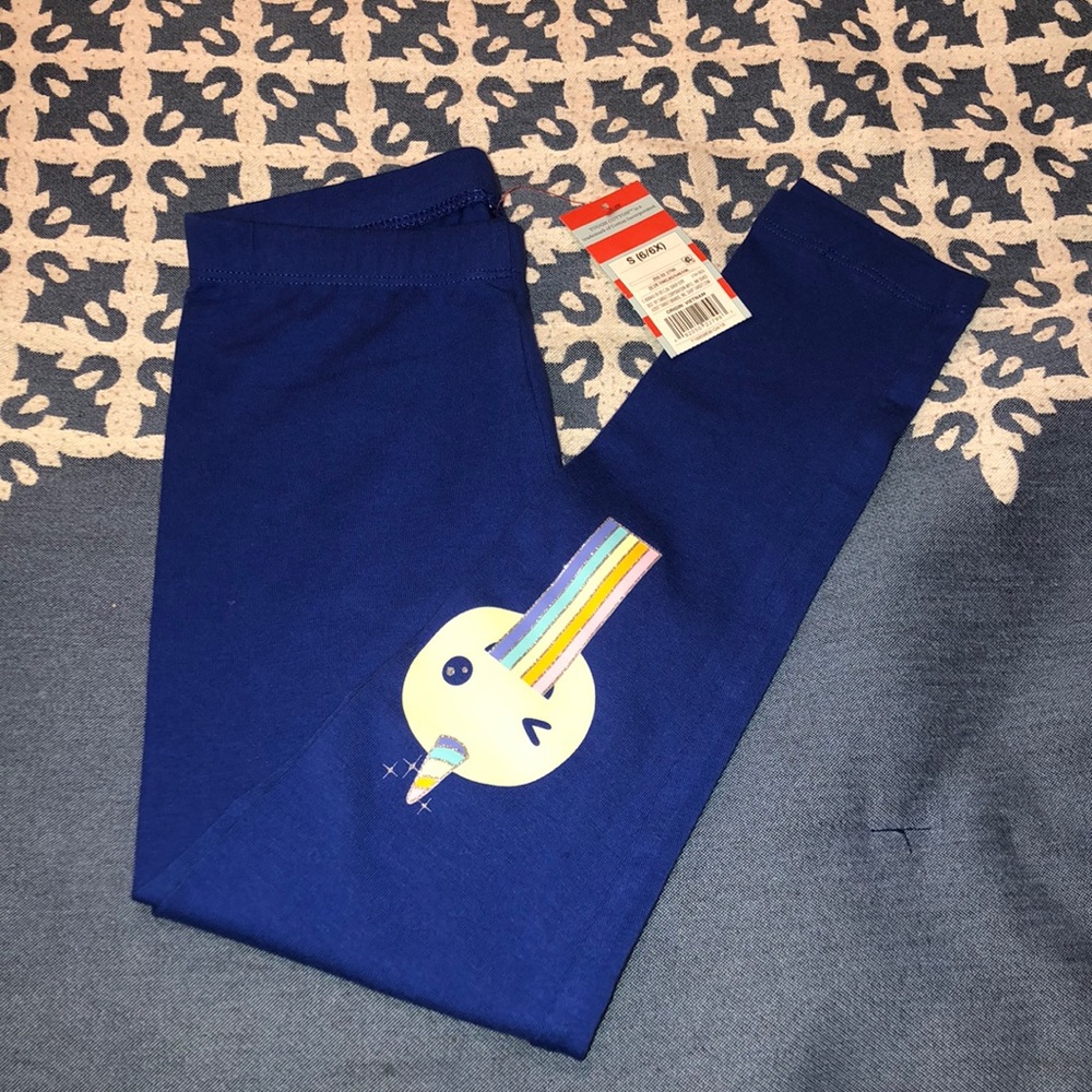 NWT 🌈 😉🦄 Rainbow Emoji Unicorn Leggings